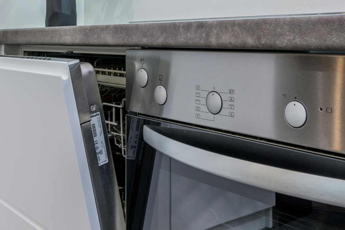 Un forno in una cucina domestica