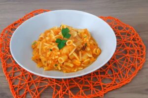 piatto di pasta e zucca